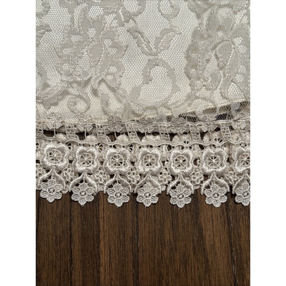 Vintage Lace Ivory Blouse With Satin Lining, Sz 7/8 - Picture 3 of 9